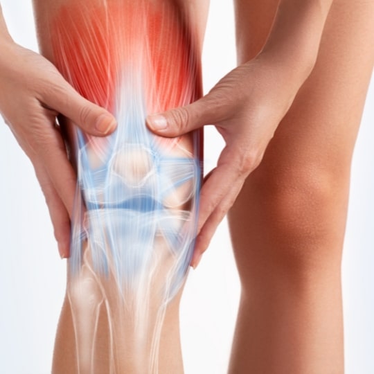 physiotherapy can help to treat knee pain